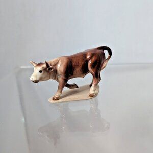Vintage Hagen Renaker Porcelain Specialty Cutting Steer Minature Animal Retired